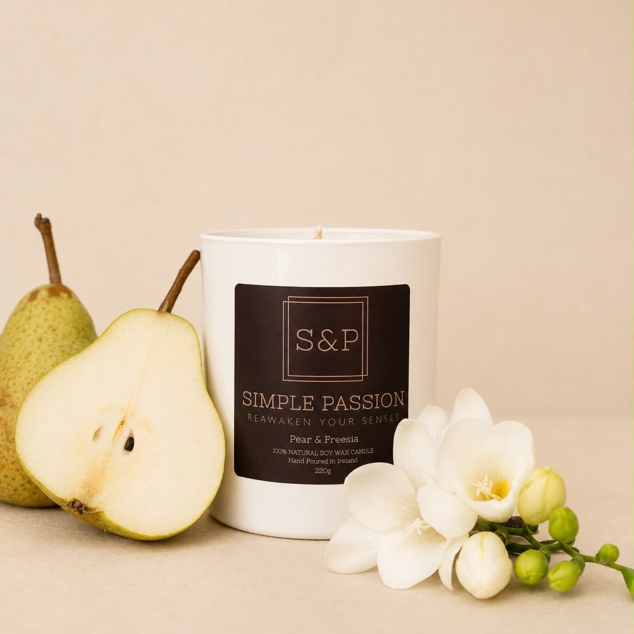 Pear & Freesia